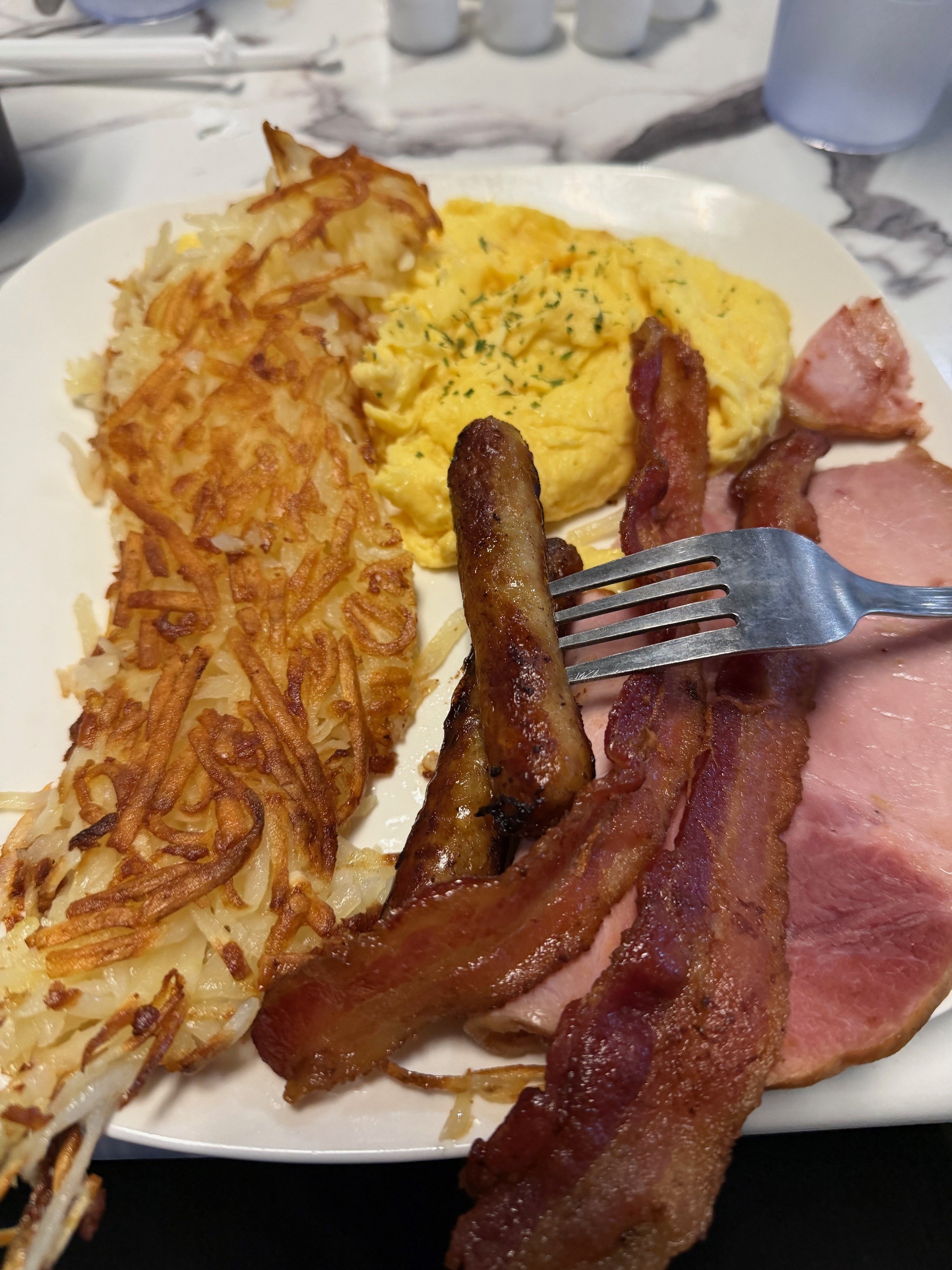 Delicious breakfast at Main Street Grill